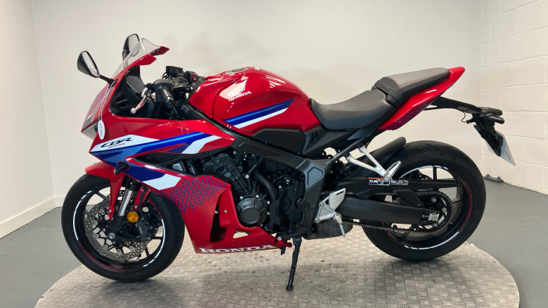 Honda CBR650R E-Clutch (24MY)